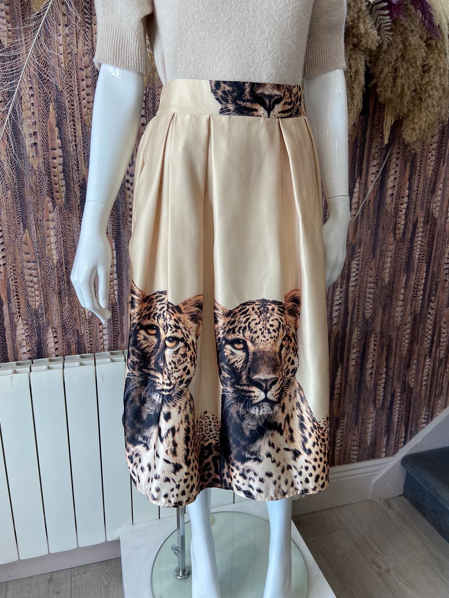 Regina Leopard Skirt